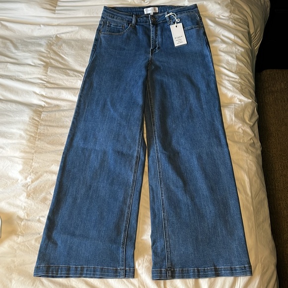 Risen Jeans NWT - Picture 3 of 3
